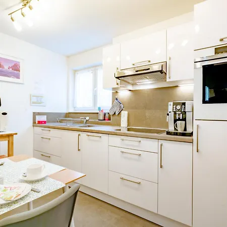 Christoph Apartment *